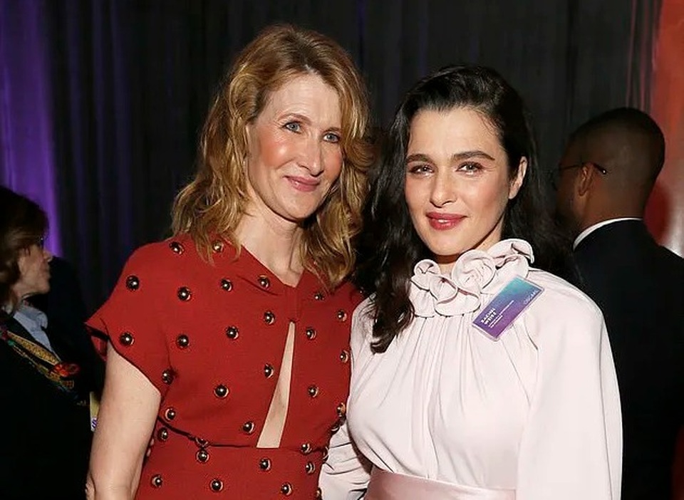 Rachel Weisz vẫn trẻ đẹp ở tuổi 49 - 3 Rachel Weisz vẫn trẻ đẹp ở tuổi 49 - 3