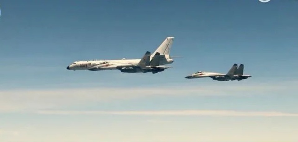 Trung Quốc tung video máy bay chiến đấu “nắn gân” Đài Loan  - 1