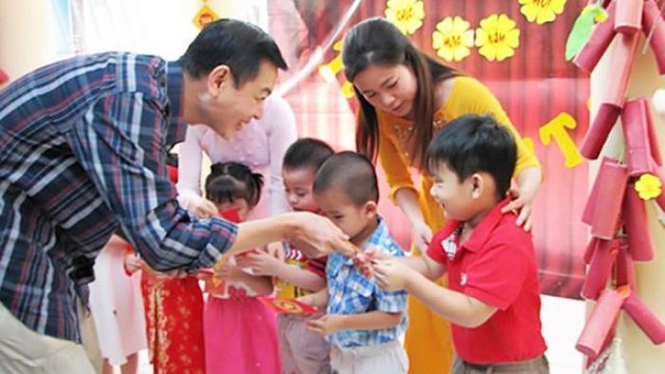 Cách dạy con sử dụng lì xì đúng cách - 1 Cách dạy con sử dụng lì xì đúng cách - 1