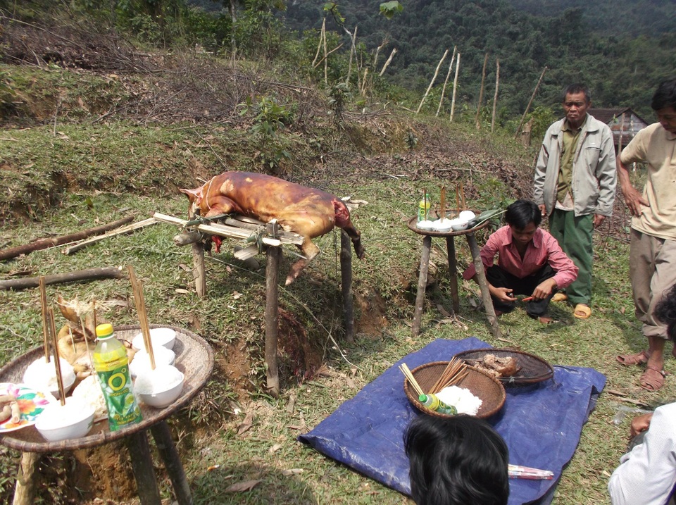 Đầu năm nghe chuyện cúng thần rừng của người Mã Liềng - 3