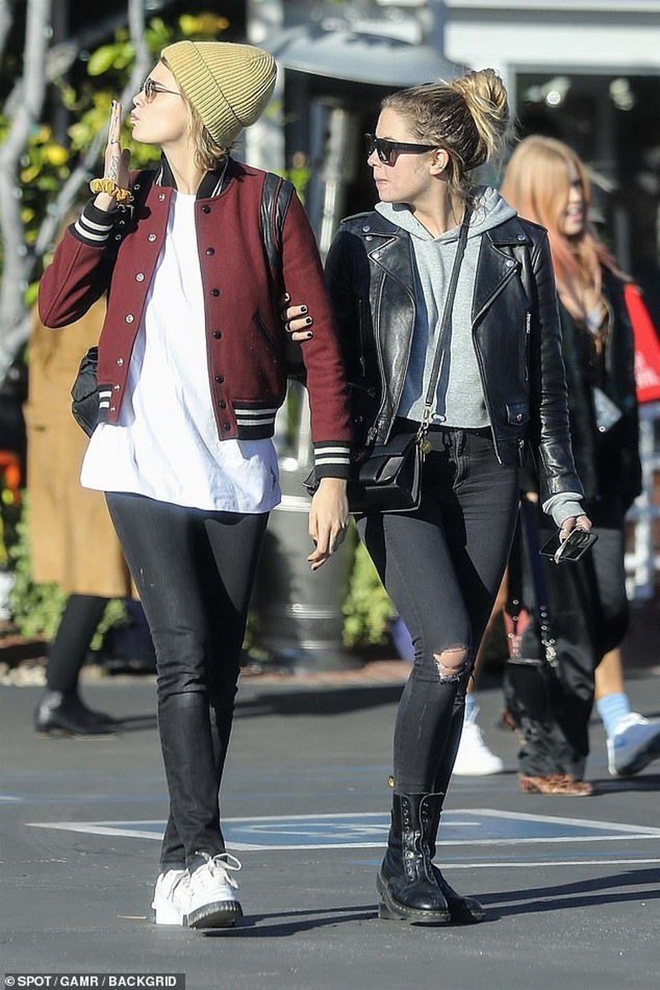 Cara Delevingne hạnh phúc bên người tình đồng giới - 5 Cara Delevingne hạnh phúc bên người tình đồng giới - 5
