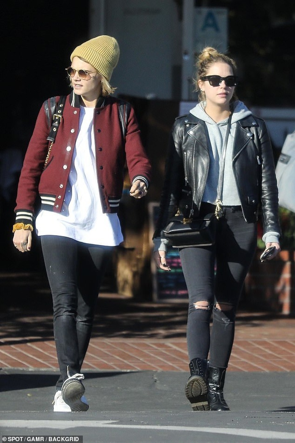 Cara Delevingne hạnh phúc bên người tình đồng giới - 6 Cara Delevingne hạnh phúc bên người tình đồng giới - 6