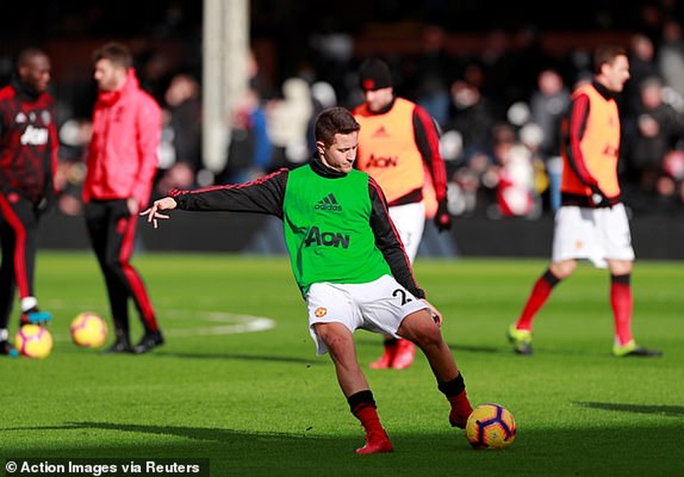 Fulham 0-3 Man Utd: Cú đúp của Pogba - 13 Fulham 0-3 Man Utd: Cú đúp của Pogba - 13