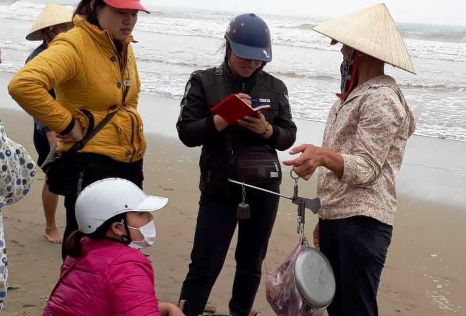 Thanh Hoá: Ngư dân đón “lộc biển” đầu năm - 10 Thanh Hoá: Ngư dân đón “lộc biển” đầu năm - 10