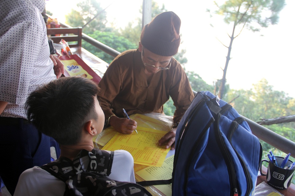 Chua Huong19.jpg Chua Huong19.jpg
