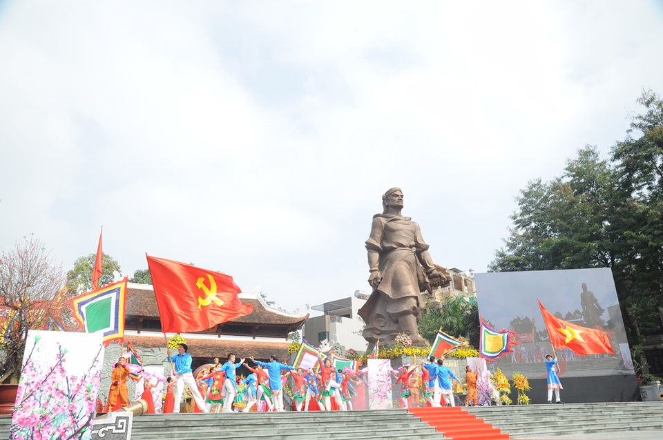 Gò Đống Đa nhận bằng xếp hạng Di tích Quốc gia đặc biệt - 8 Gò Đống Đa nhận bằng xếp hạng Di tích Quốc gia đặc biệt - 8