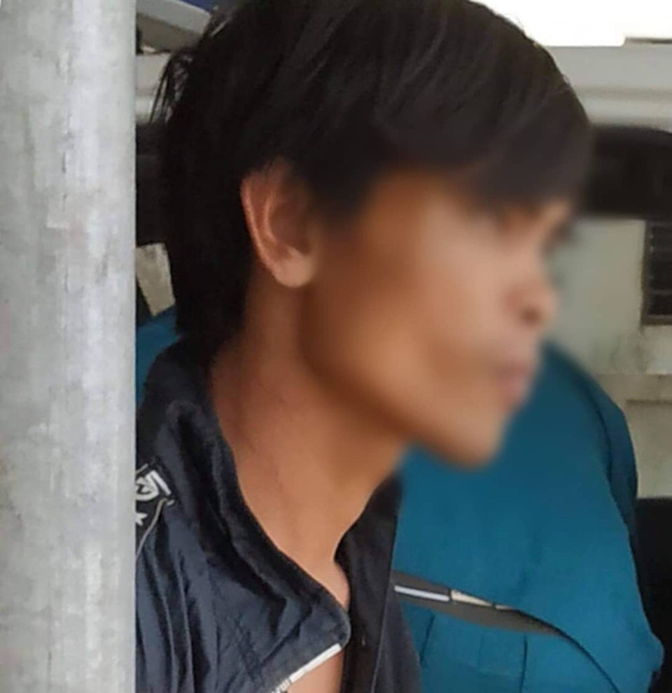 Giải cứu bé gái 2 tháng tuổi bị cha ruột ngáo đá ôm tử thủ - 1 Giải cứu bé gái 2 tháng tuổi bị cha ruột ngáo đá ôm tử thủ - 1