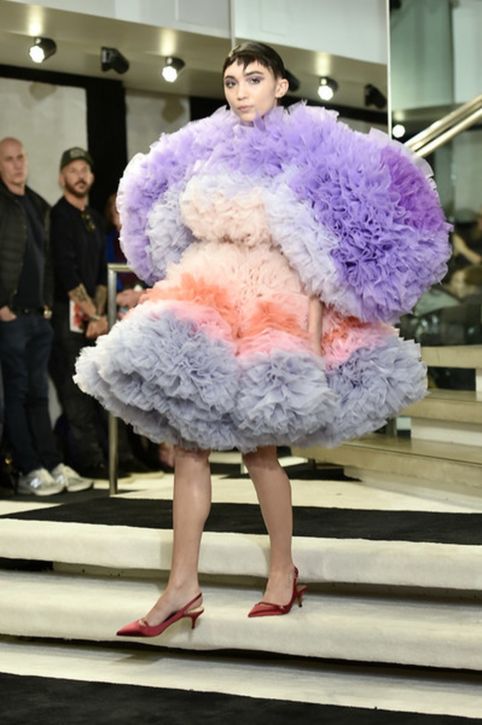 Tomo+Koizumi+Runway+February+2019+New+York+LcmGmEDRR47l.jpg Tomo+Koizumi+Runway+February+2019+New+York+LcmGmEDRR47l.jpg