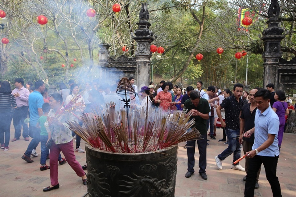 Bé gái 12 tuổi được làm Nữ tướng ở hội Gióng - 9 Bé gái 12 tuổi được làm Nữ tướng ở hội Gióng - 9