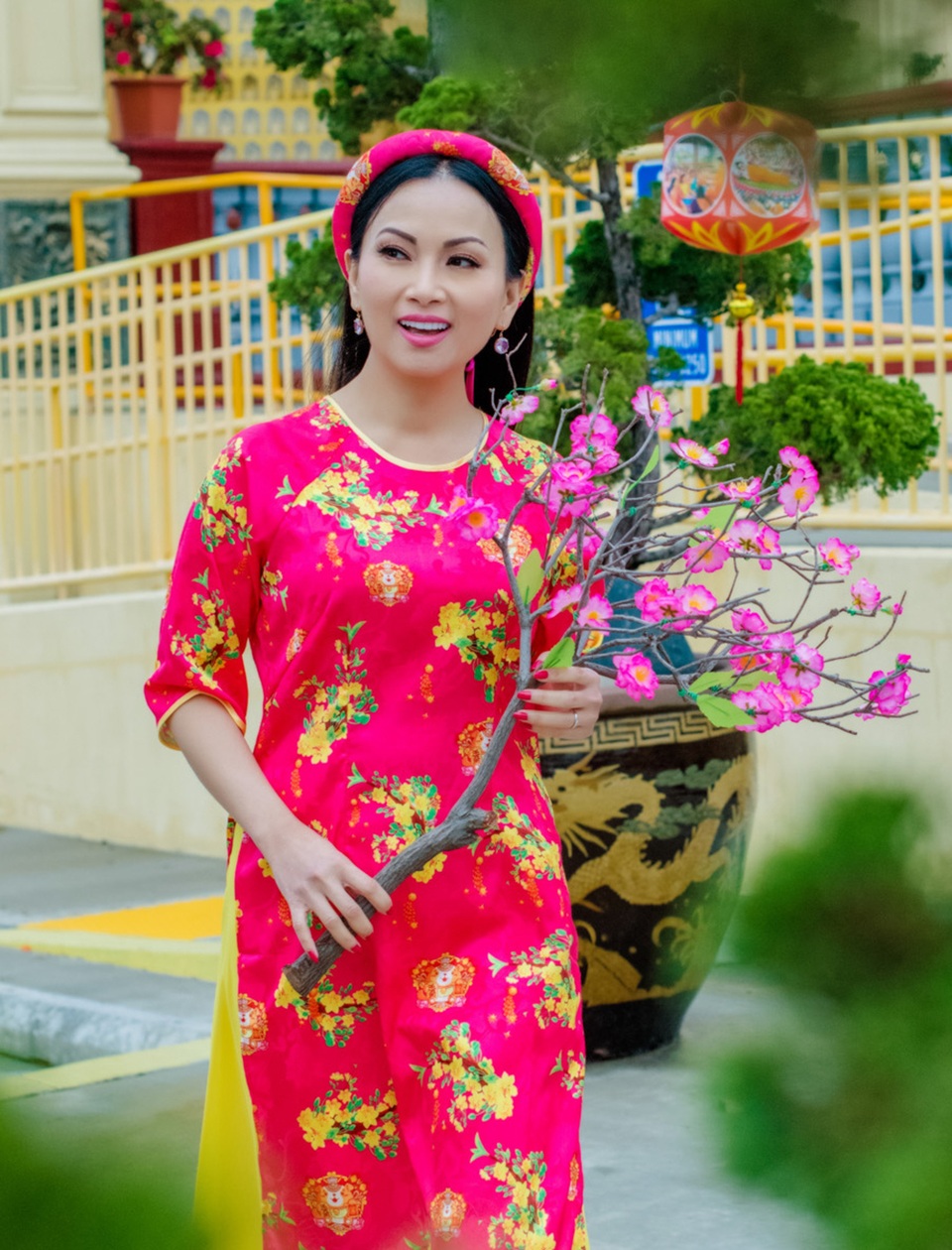 Ca sĩ tỷ phú Hà Phương chia sẻ cách đón Tết tại Mỹ - 6