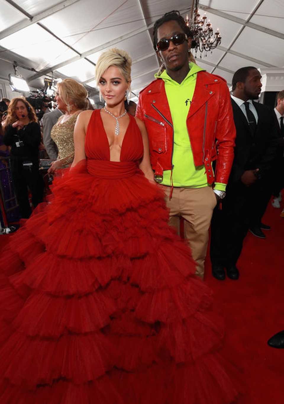 Người đẹp lộng lẫy váy áo trên thảm đỏ Grammy 2019 - 17 Người đẹp lộng lẫy váy áo trên thảm đỏ Grammy 2019 - 17