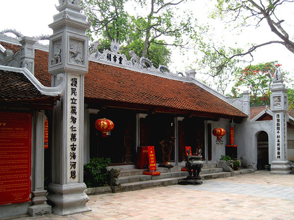 Chuyện ít người biết về 4 ngôi đền thiêng được xem là “Tứ trấn Thăng Long” - 1 Chuyện ít người biết về 4 ngôi đền thiêng được xem là “Tứ trấn Thăng Long” - 1