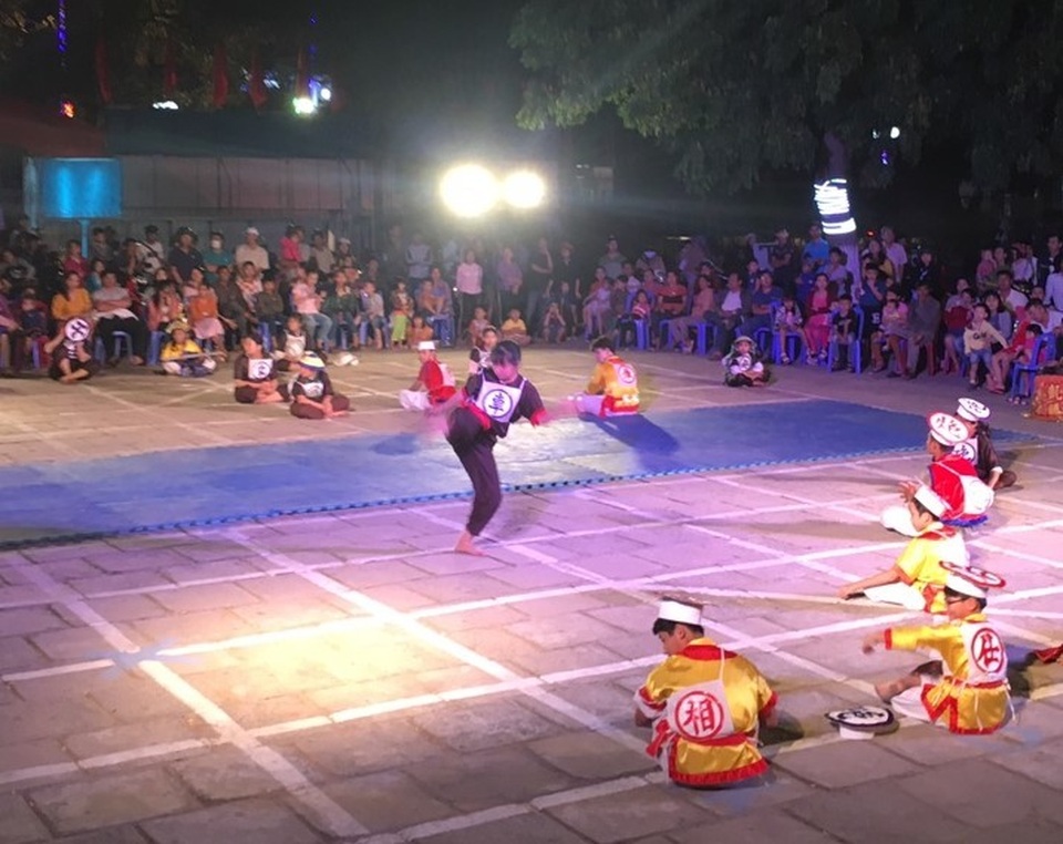 Đến hội xuân mê mẩn xem đấu cờ người - 6 Đến hội xuân mê mẩn xem đấu cờ người - 6