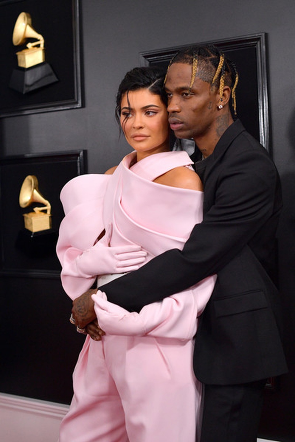 Người đẹp lộng lẫy váy áo trên thảm đỏ Grammy 2019 - 51 Người đẹp lộng lẫy váy áo trên thảm đỏ Grammy 2019 - 51