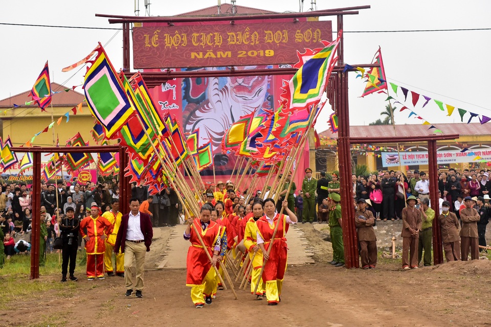 le hoi tich dien doi son-11.jpg le hoi tich dien doi son-11.jpg