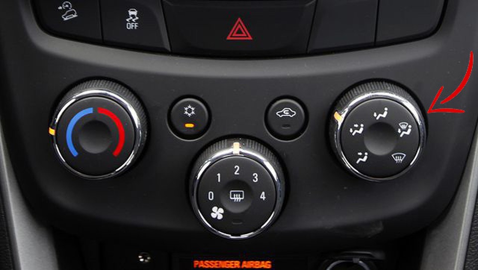 Xử lý thế nào khi kính lái bị bám hơi nước? - 4 Xử lý thế nào khi kính lái bị bám hơi nước? - 4