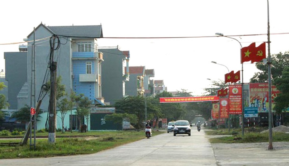 Trúng đậm chưa từng có, dân làng tử thần tranh mua đất tiền tỷ - 4 Trúng đậm chưa từng có, dân làng tử thần tranh mua đất tiền tỷ - 4