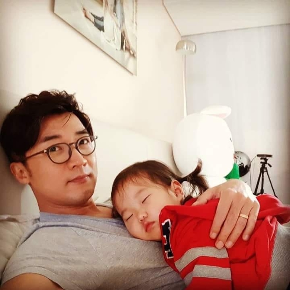 ahn_3.jpg ahn_3.jpg