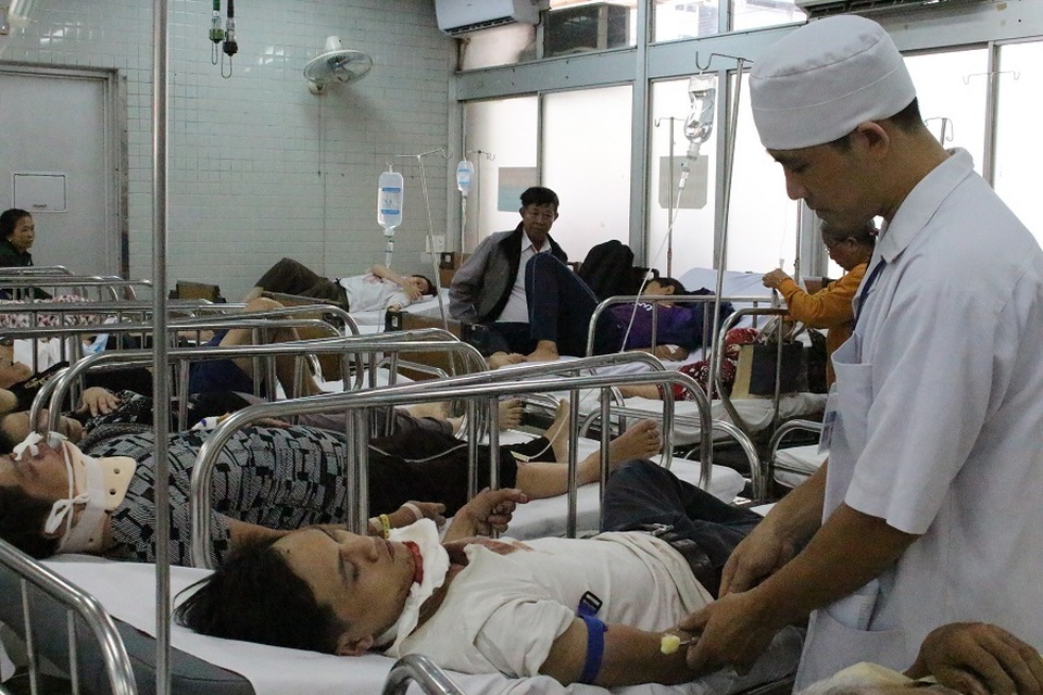 TPHCM: Tai nạn, ẩu đả dịp Tết phần lớn do “ma men” - 2 TPHCM: Tai nạn, ẩu đả dịp Tết phần lớn do “ma men” - 2