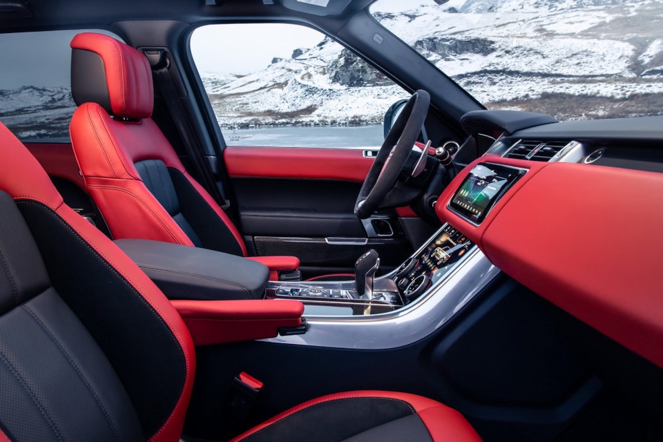 Range Rover Sport HST - Sang chảnh SUV hybrid tính năng vận hành cao  - 10