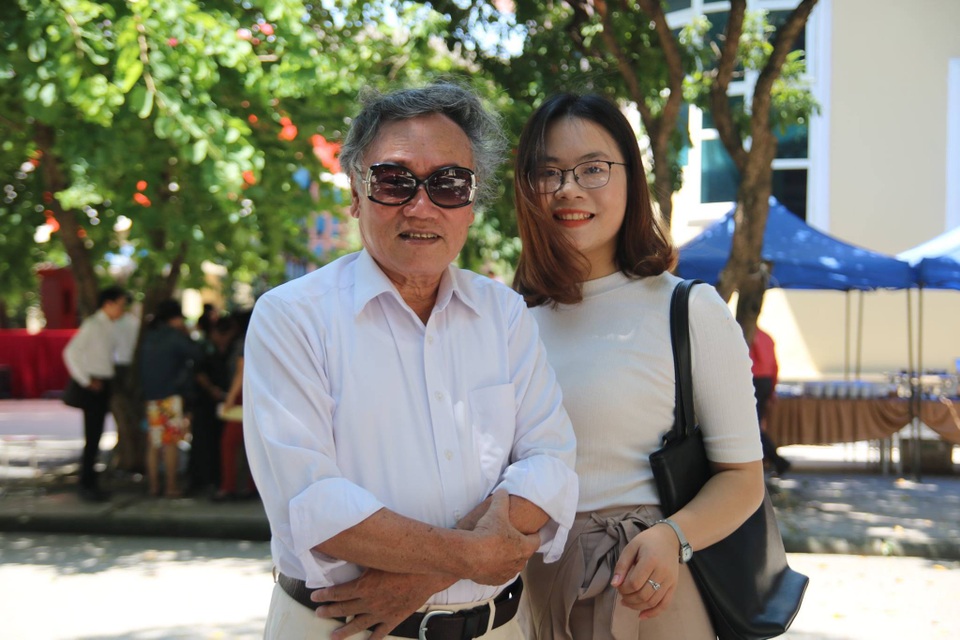 Nữ sinh trường báo xinh xắn là tác giả trẻ tuổi xuất sắc tại Giải Búa liềm vàng 2018 - 2 Nữ sinh trường báo xinh xắn là tác giả trẻ tuổi xuất sắc tại Giải Búa liềm vàng 2018 - 2