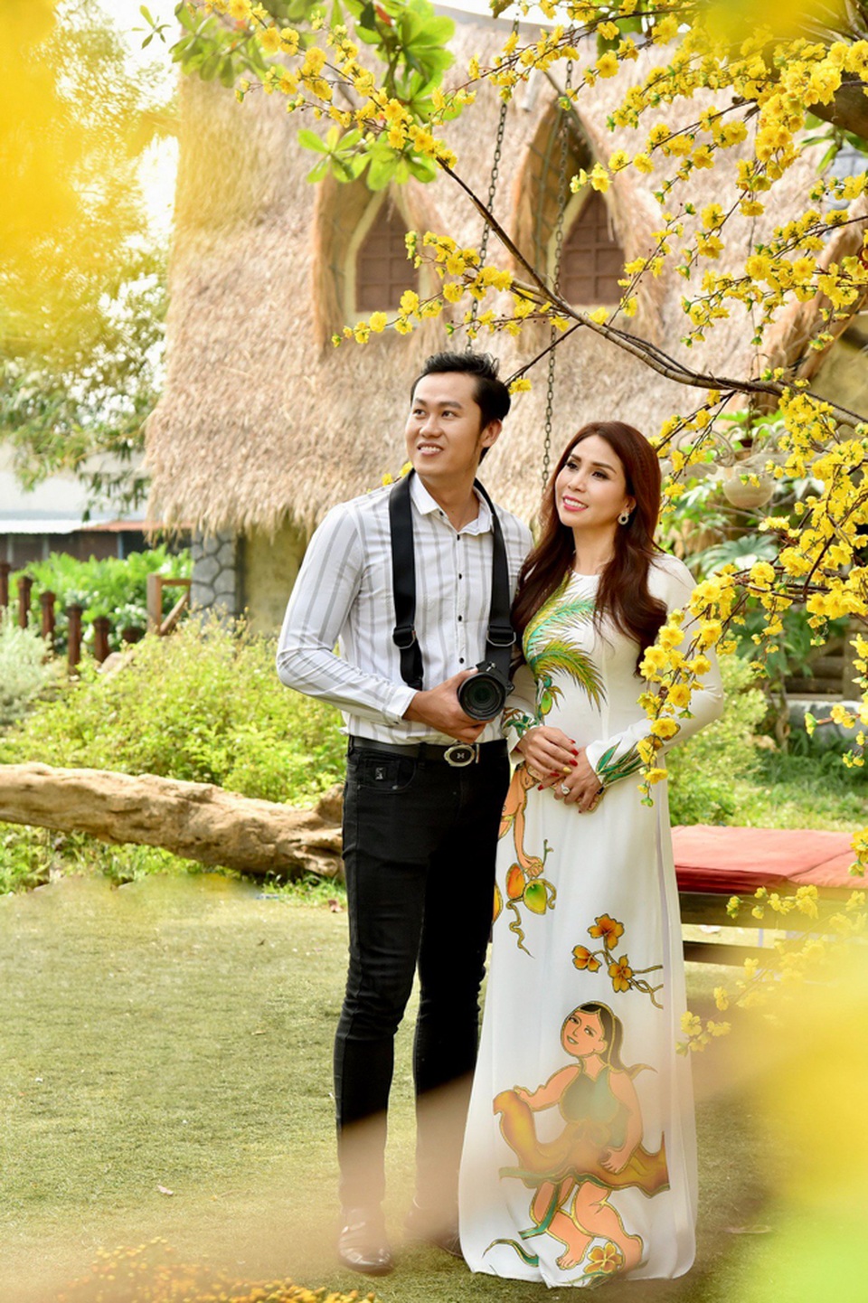 Đại gia đình diễn viên Lý Hùng lần đầu diễn xuất cùng nhau - 4 Đại gia đình diễn viên Lý Hùng lần đầu diễn xuất cùng nhau - 4