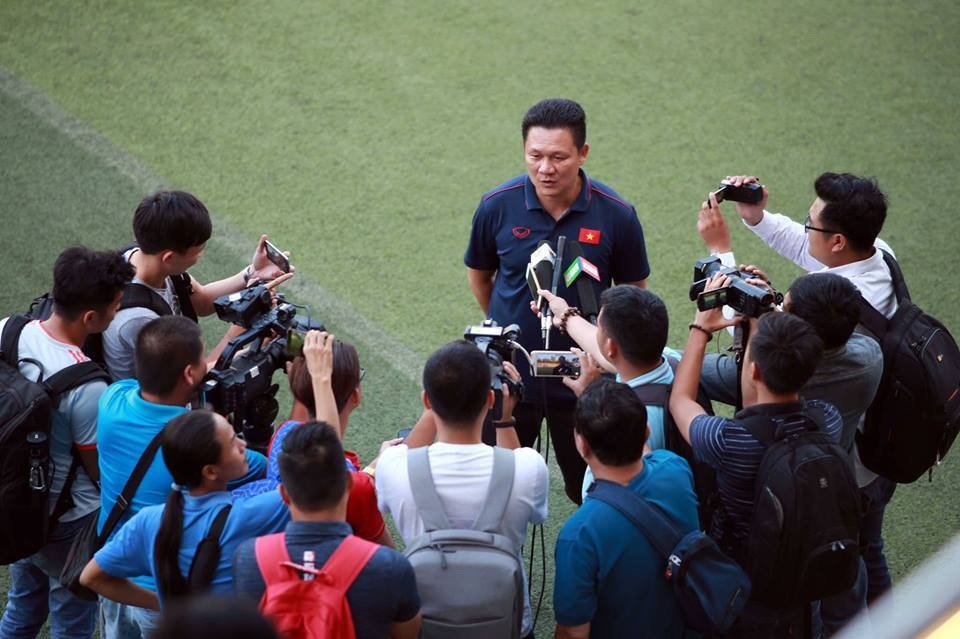 HLV U22 Việt Nam: “Chúng tôi chịu áp lực từ thành công của bóng đá Việt Nam” - 1 HLV U22 Việt Nam: “Chúng tôi chịu áp lực từ thành công của bóng đá Việt Nam” - 1
