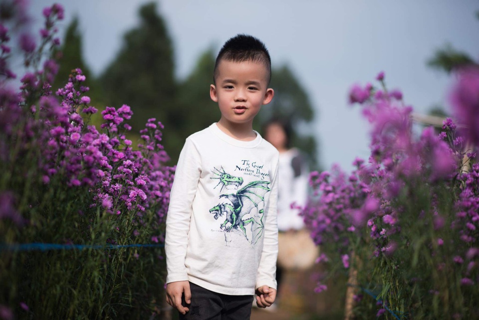 Cựu người mẫu Sao Xa khoe gia đình viên mãn trong ngày đầu năm - 5 Cựu người mẫu Sao Xa khoe gia đình viên mãn trong ngày đầu năm - 5