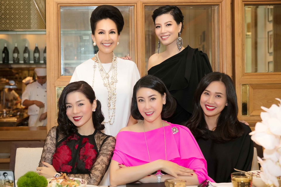 Lệ Quyên xinh đẹp dự tiệc - 2 Lệ Quyên xinh đẹp dự tiệc - 2