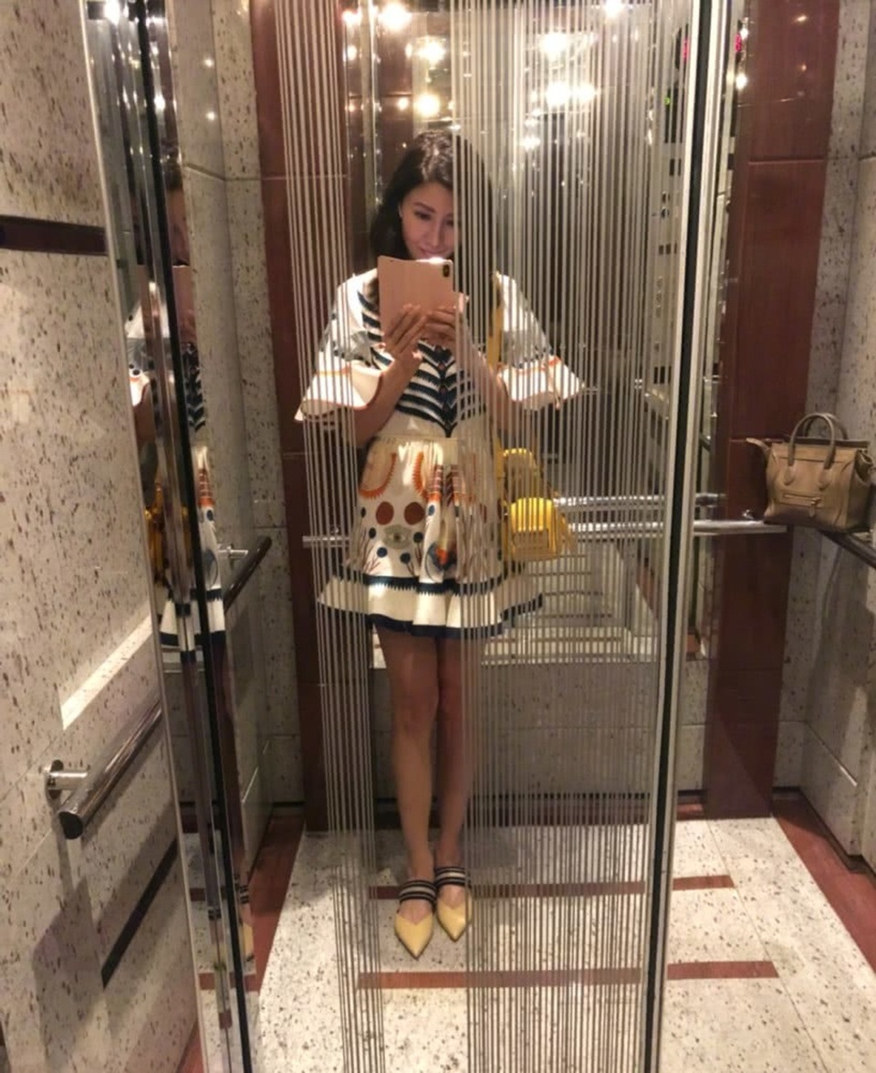 Cựu hoa hậu Lý Gia Hân trẻ đẹp đón tuổi 49 - 9