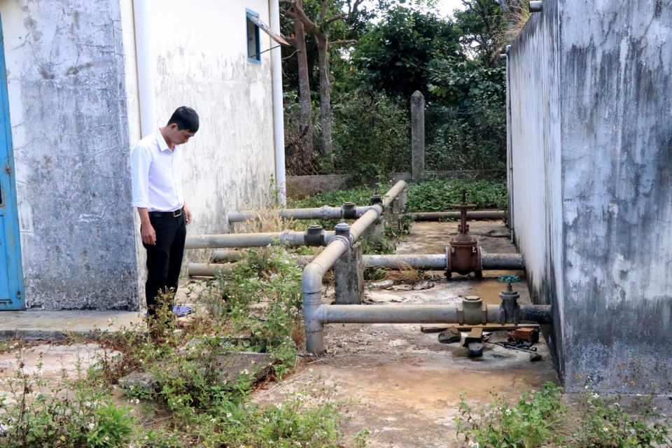 Trả ngay lại tiền cho dân vụ bỗng dưng nhận trát nộp thêm tiền mới có nước tại Đắk Nông - 2 Trả ngay lại tiền cho dân vụ bỗng dưng nhận trát nộp thêm tiền mới có nước tại Đắk Nông - 2