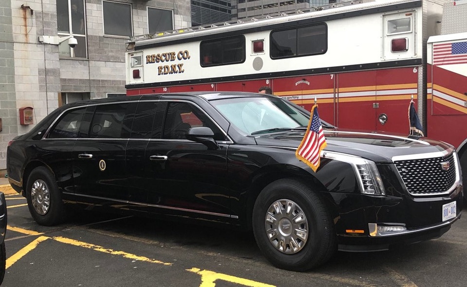 Những thông tin thú vị xung quanh chiếc xe Quái thú của ông Trump - 6 Những thông tin thú vị xung quanh chiếc xe Quái thú của ông Trump - 6