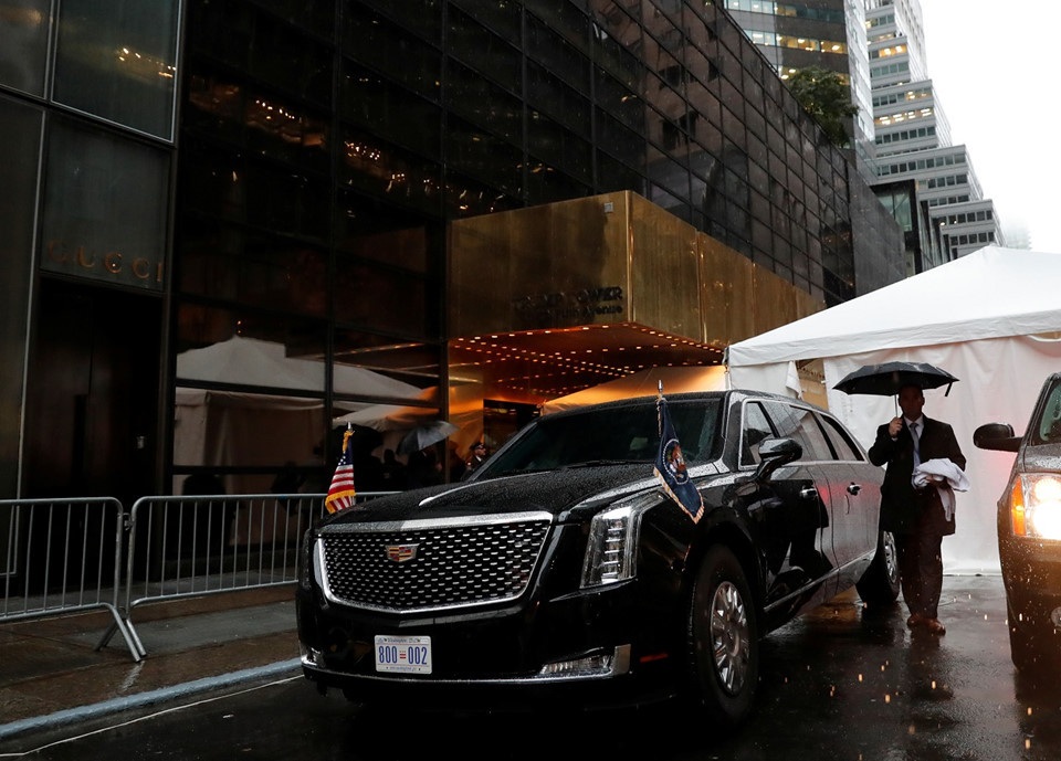 Những thông tin thú vị xung quanh chiếc xe Quái thú của ông Trump - 7 Những thông tin thú vị xung quanh chiếc xe Quái thú của ông Trump - 7
