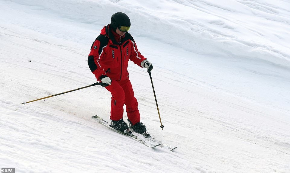 Ông Putin trượt tuyết cùng Tổng thống Belarus - 8
