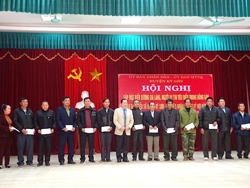 Người uy tín trong đồng bào dân tộc ở Nghệ An: Điểm tựa vững vàng tại cơ sở! - 4 Người uy tín trong đồng bào dân tộc ở Nghệ An: Điểm tựa vững vàng tại cơ sở! - 4
