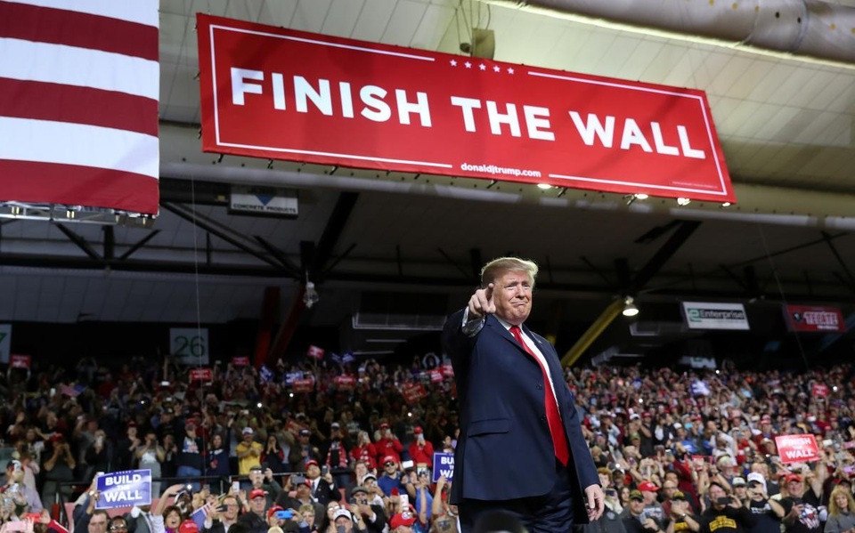 Chính trường Mỹ sục sôi vì ông Trump dọa ban bố lệnh khẩn cấp quốc gia - 1 Chính trường Mỹ sục sôi vì ông Trump dọa ban bố lệnh khẩn cấp quốc gia - 1