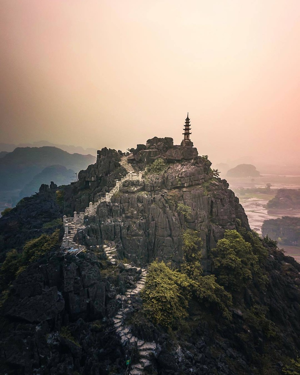 hang mua3.jpg hang mua3.jpg