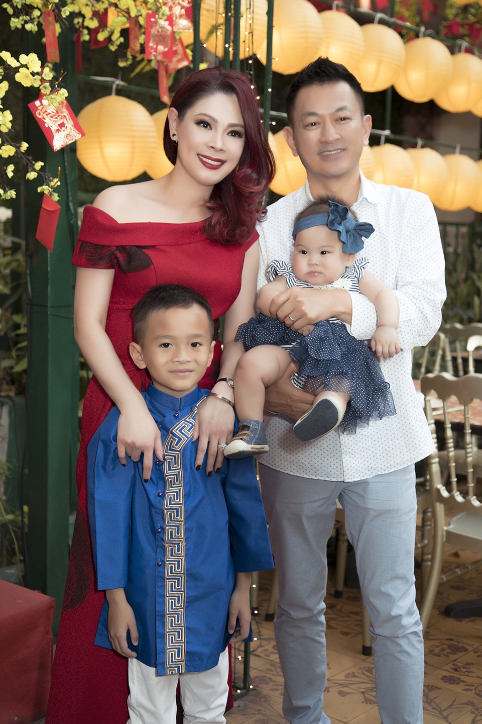 Thanh Thảo: “Sinh con khi lớn tuổi lo lắng như chết đi sống lại” - 2 Thanh Thảo: “Sinh con khi lớn tuổi lo lắng như chết đi sống lại” - 2