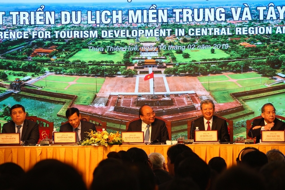 Ngành du lịch toàn quốc đang thiếu 1 kiến trúc sư sắc nét - 3 Ngành du lịch toàn quốc đang thiếu 1 kiến trúc sư sắc nét - 3