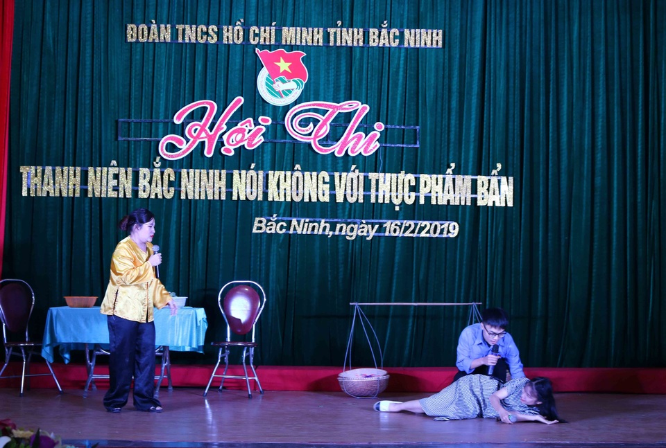 thực phẩm bẩn 2.jpg