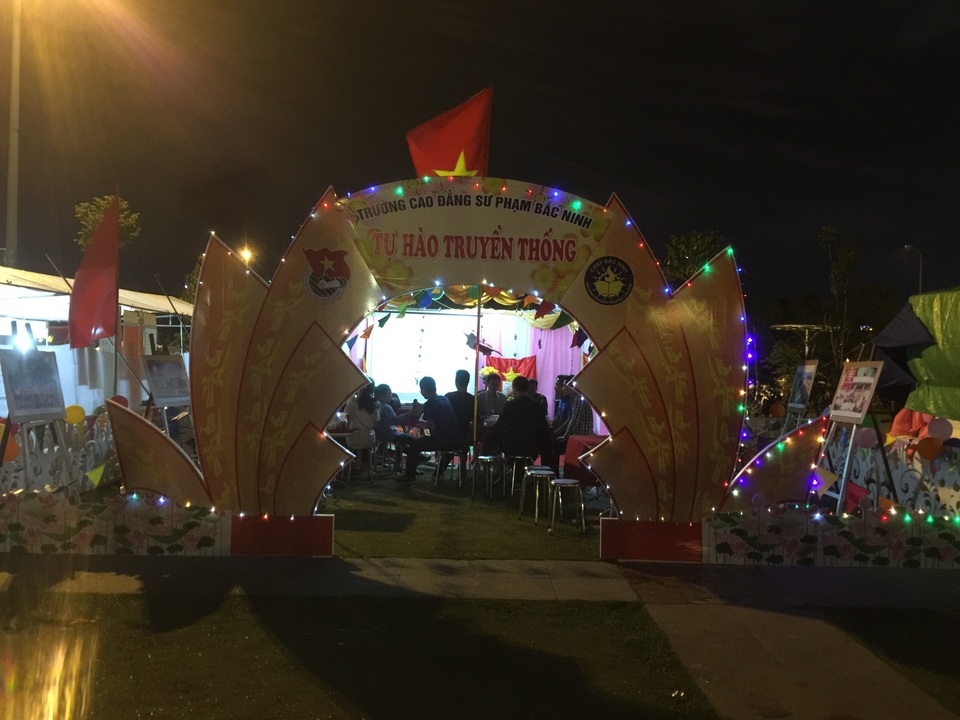 trại 5.JPG trại 5.JPG