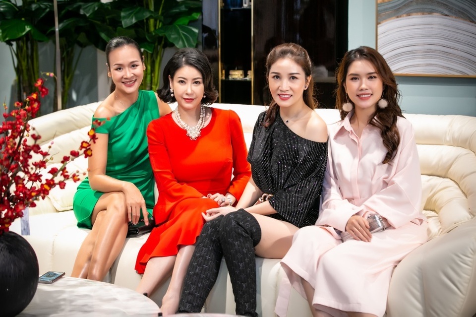 sao viet 16.jpg sao viet 16.jpg