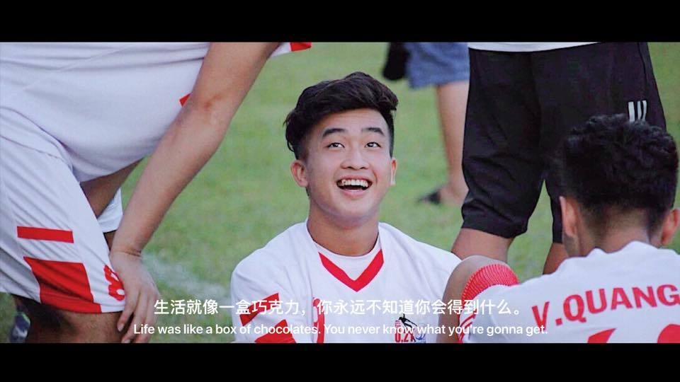 Fans nữ bóng đá Việt Nam lần đầu ưu ái cầu thủ có khuôn mặt búng ra sữa - 3