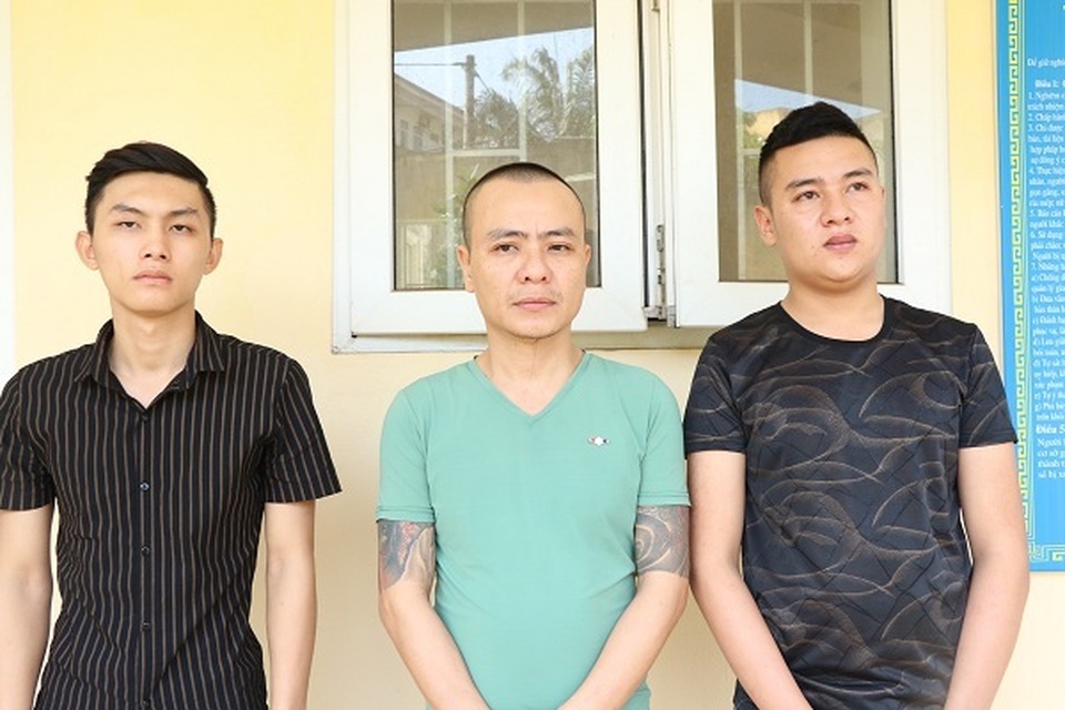 Triệt phá nhóm đối tượng cho vay nặng lãi bắt giữ, hành hung con nợ - 1 Triệt phá nhóm đối tượng cho vay nặng lãi bắt giữ, hành hung con nợ - 1