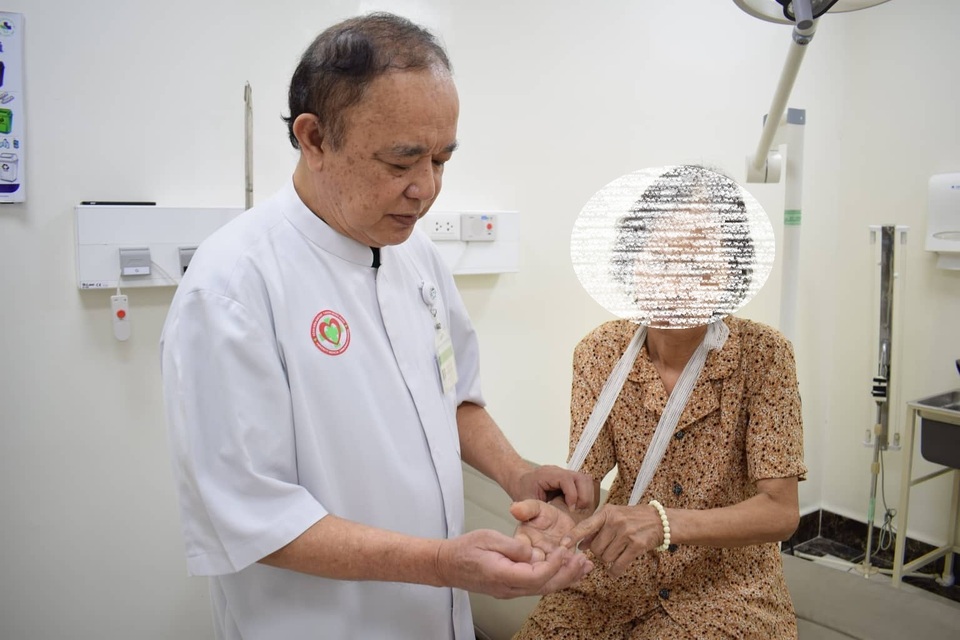anh 2.jpg anh 2.jpg