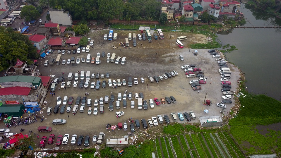 Vắng người vay vốn Bà Chúa Kho trong ngày khai hội - 12 Vắng người vay vốn Bà Chúa Kho trong ngày khai hội - 12