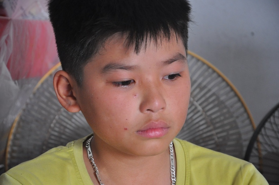 Tâm sự đẫm nước mắt của cậu bé mồ côi bố, mẹ bỏ đi lấy chồng không nuôi - 9 Tâm sự đẫm nước mắt của cậu bé mồ côi bố, mẹ bỏ đi lấy chồng không nuôi - 9
