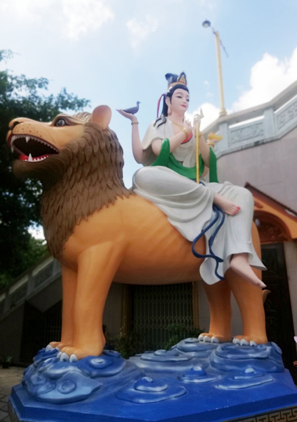 Đầu năm, thăm ngôi chùa có tượng Phật Quan Âm cao nhất miền Tây - 24 Đầu năm, thăm ngôi chùa có tượng Phật Quan Âm cao nhất miền Tây - 24