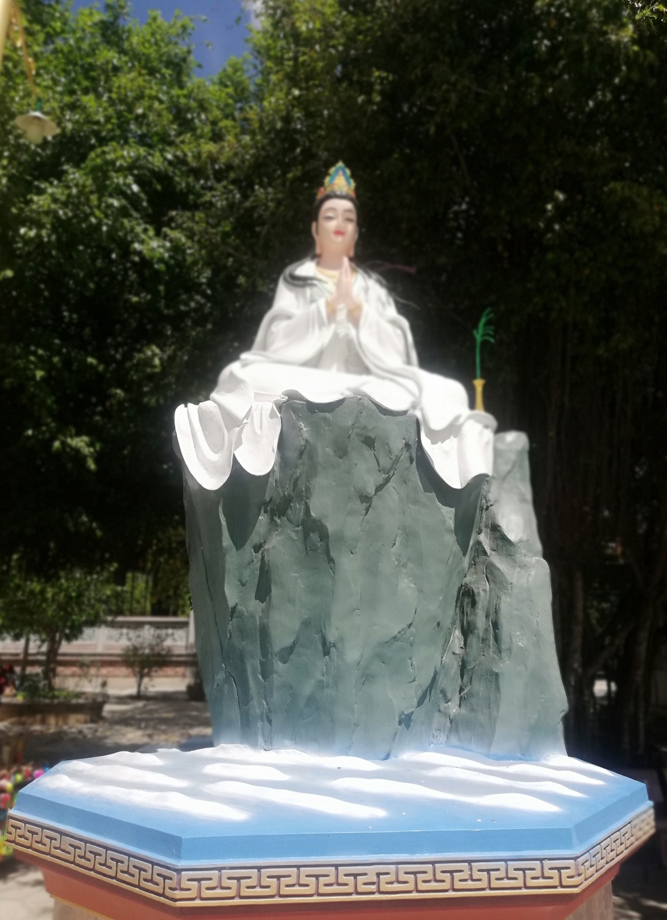Đầu năm, thăm ngôi chùa có tượng Phật Quan Âm cao nhất miền Tây - 28 Đầu năm, thăm ngôi chùa có tượng Phật Quan Âm cao nhất miền Tây - 28