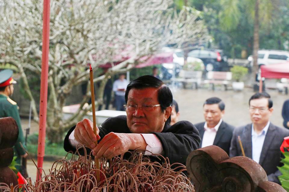 truong tan sang copy.jpg truong tan sang copy.jpg